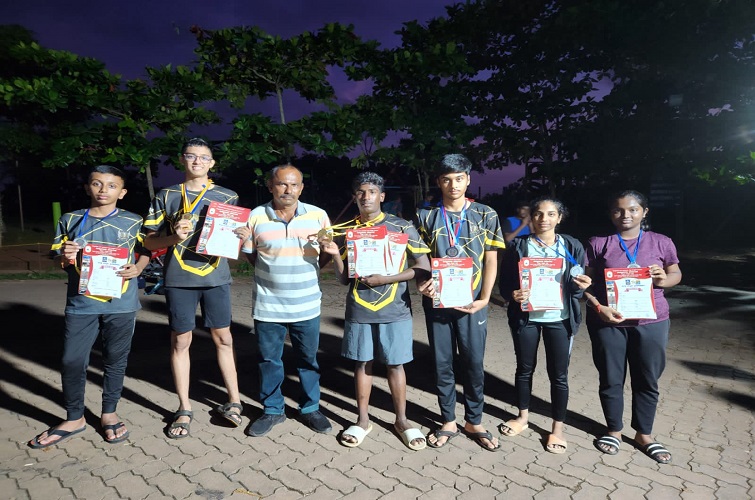 Sharada Residential PU College students in Mangalore showcasing awards and achievements